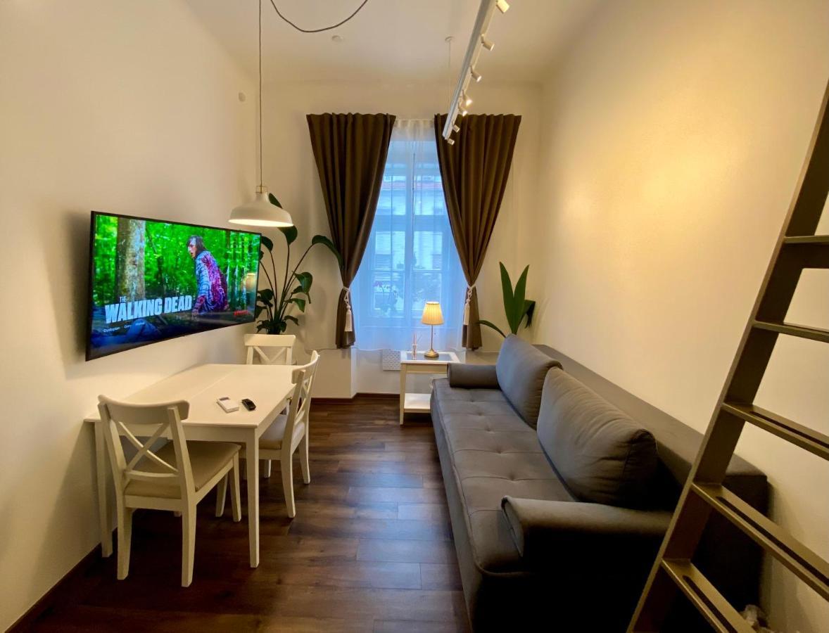 Ars Longa Apartments Ljubljana Buitenkant foto